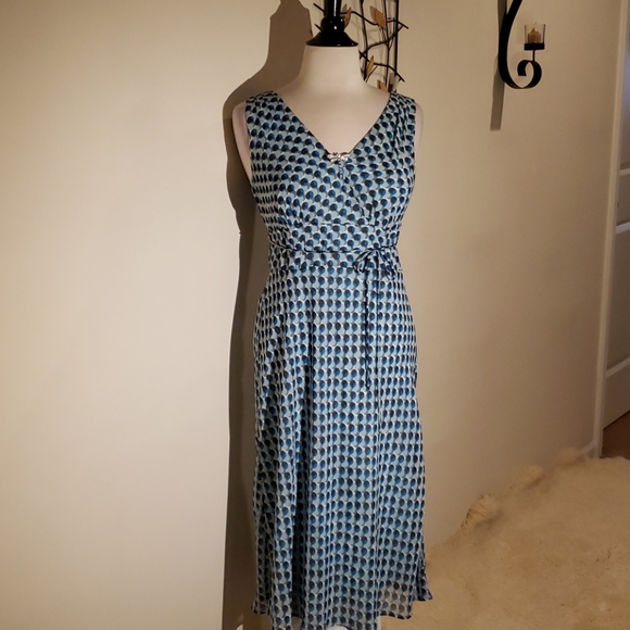 Dress Barn Dresses & Skirts - dressbarn dress 👗